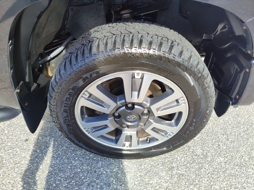 2019 Toyota Tundra Image 20