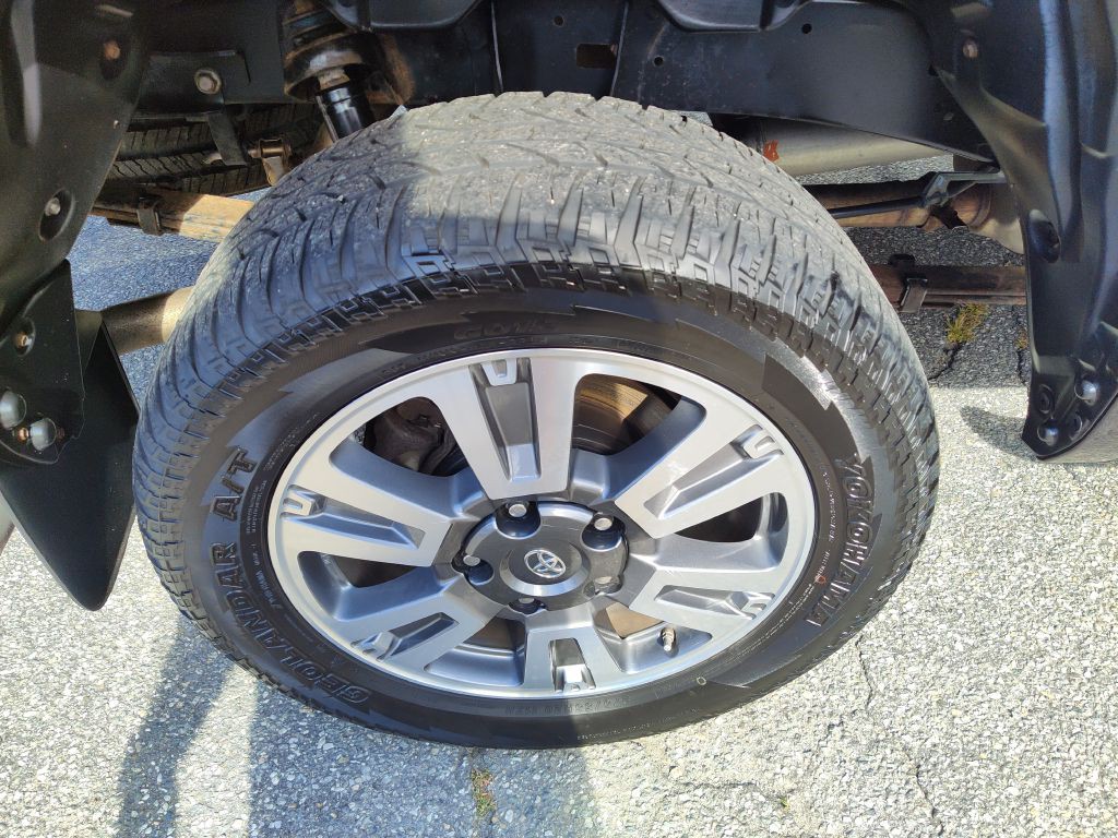 2019 Toyota Tundra Image 21