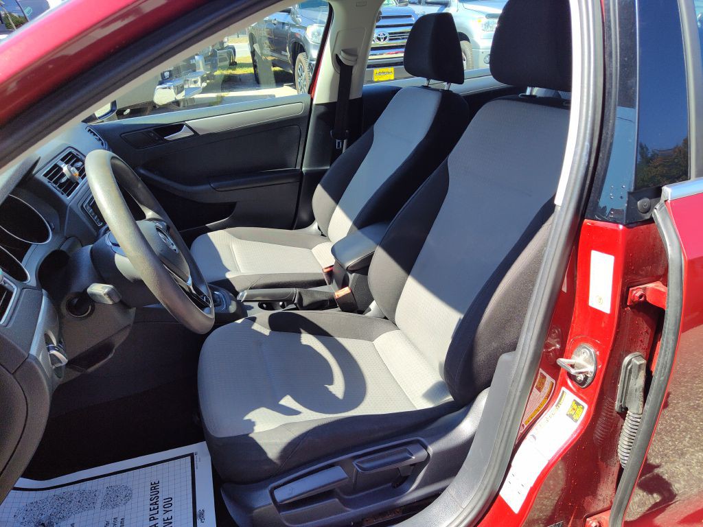 2017 Volkswagen Jetta Image 10