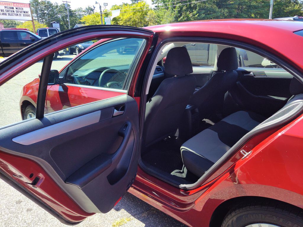 2017 Volkswagen Jetta Image 13