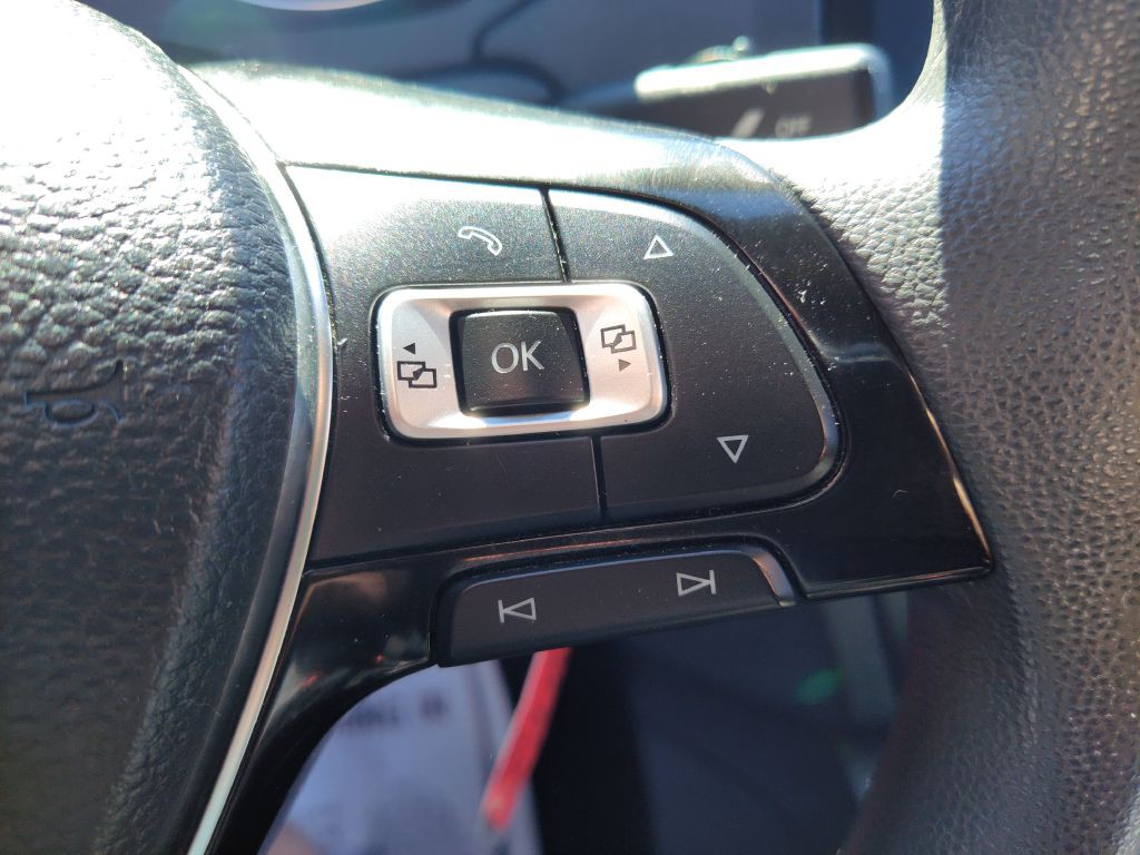 2017 Volkswagen Jetta Image 24