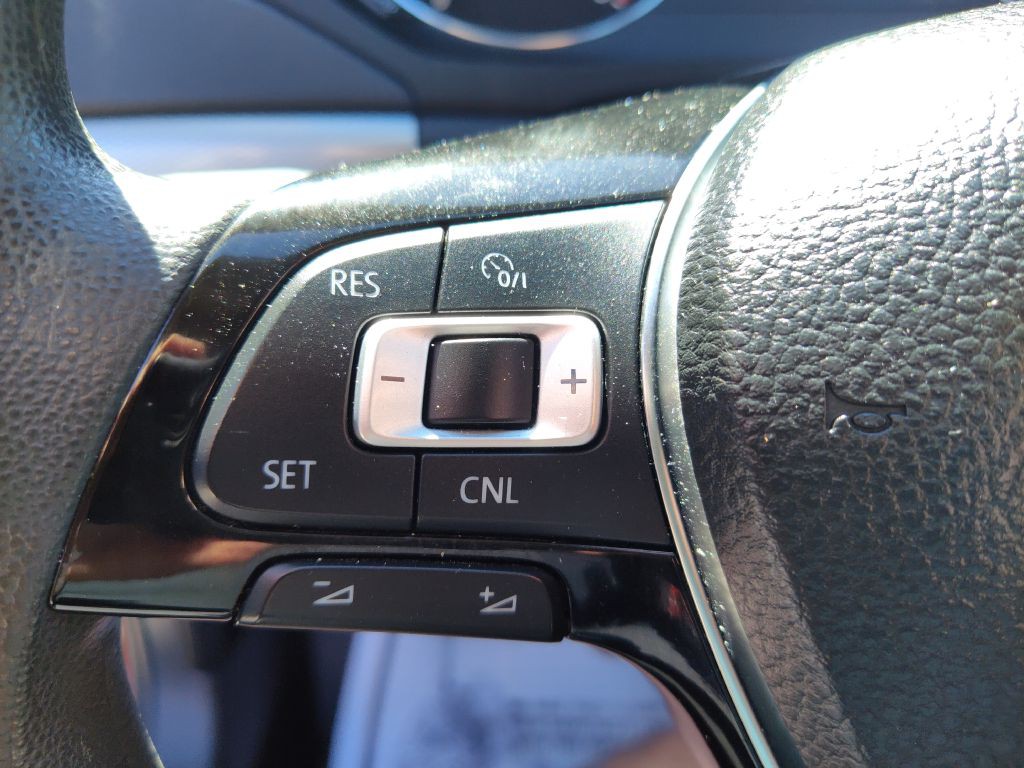 2017 Volkswagen Jetta Image 25