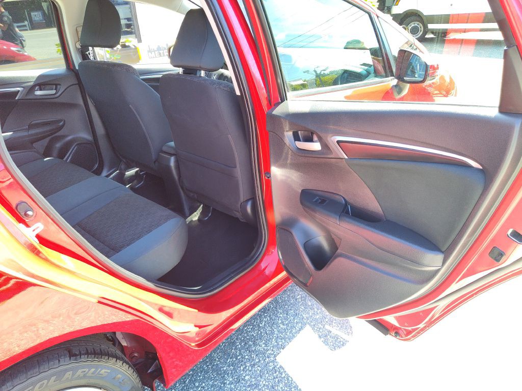 2017 Honda Fit Image 16
