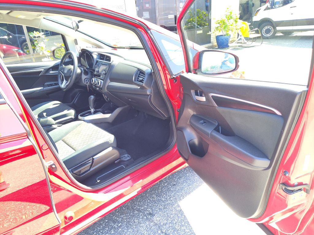 2017 Honda Fit Image 18