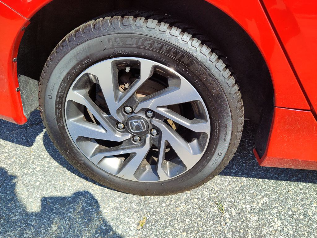 2017 Honda Civic Image 22