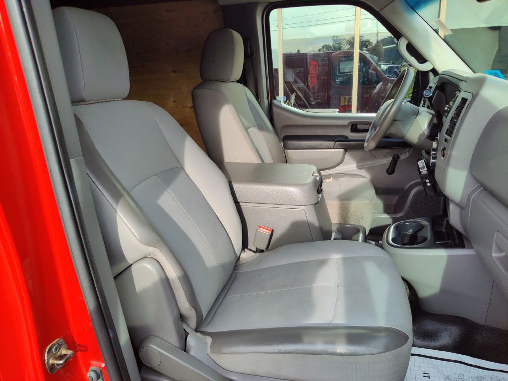 2012 Nissan NV Image 19