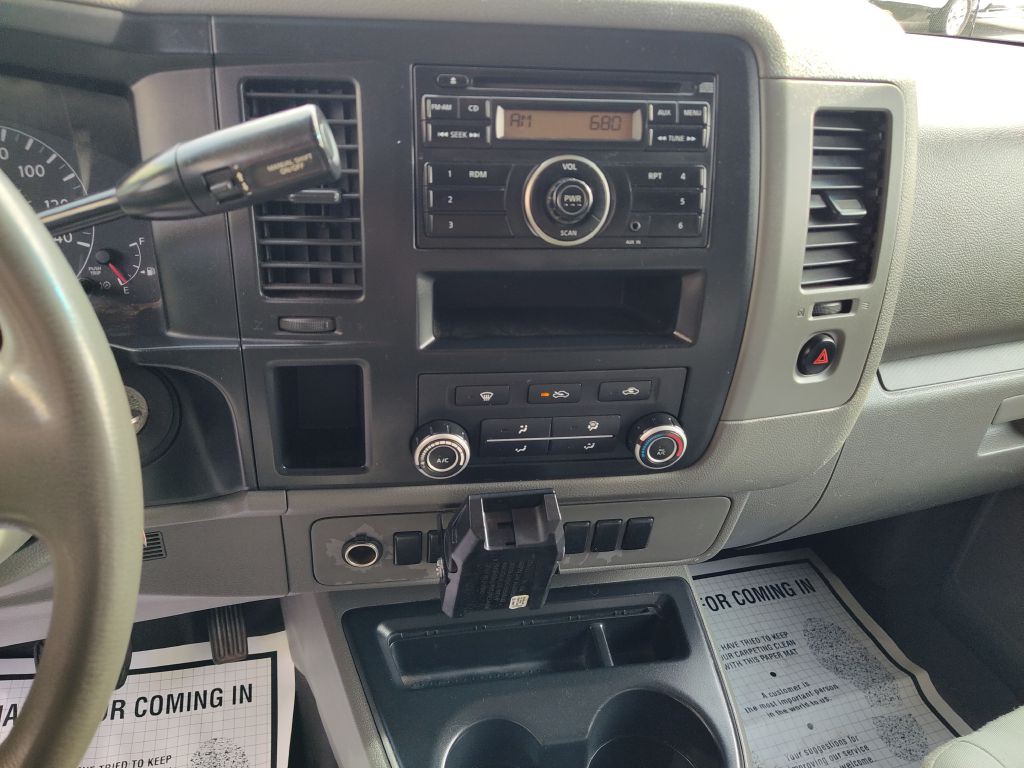2012 Nissan NV Image 25