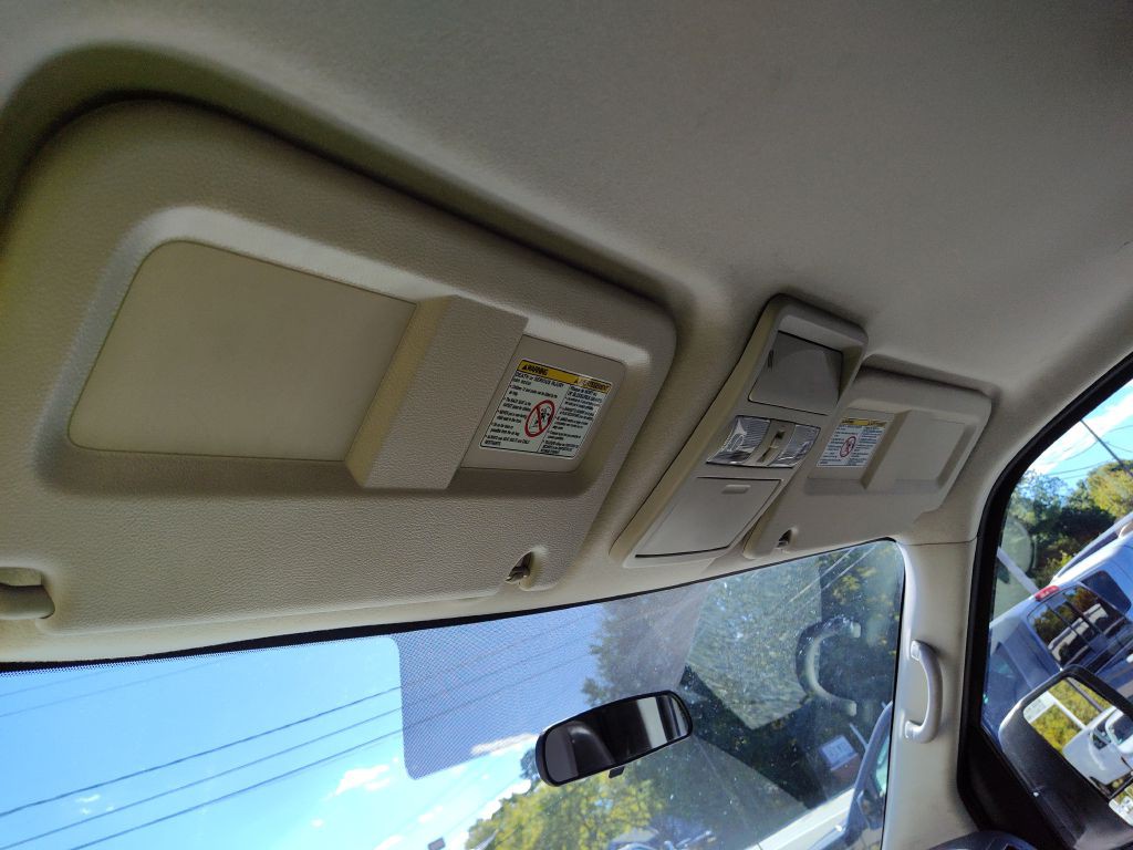 2017 Nissan NV Image 30