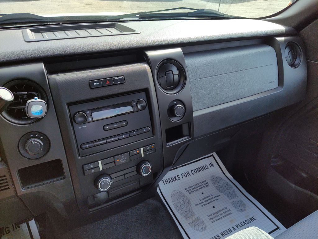 2013 Ford F-150 Image 21