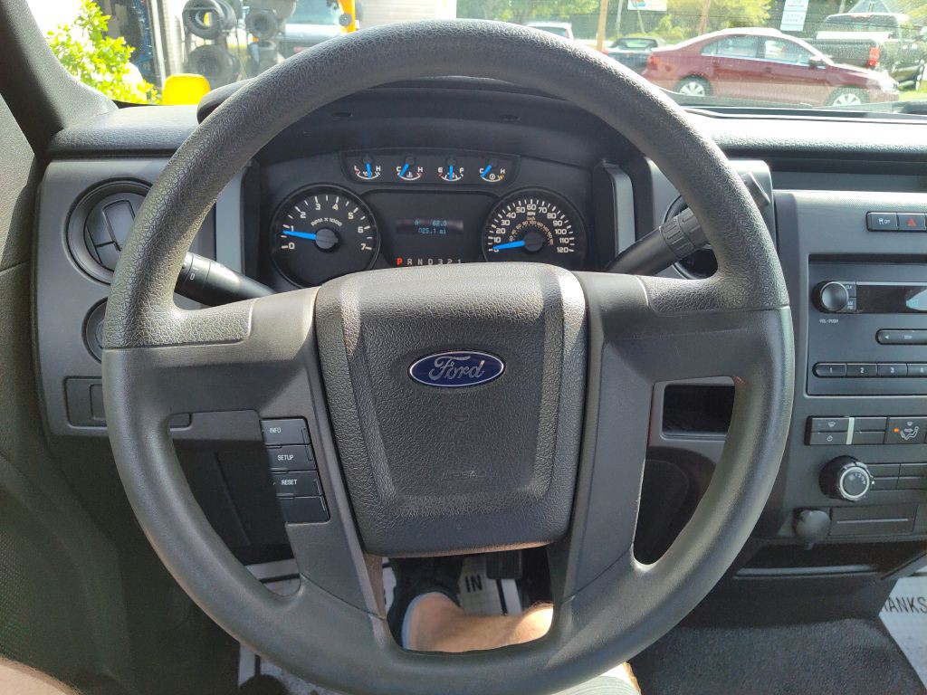 2013 Ford F-150 Image 23