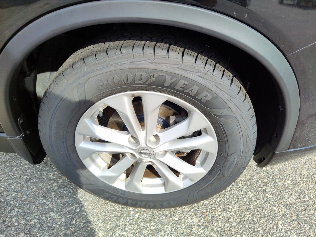 2016 Nissan Rogue Image 19