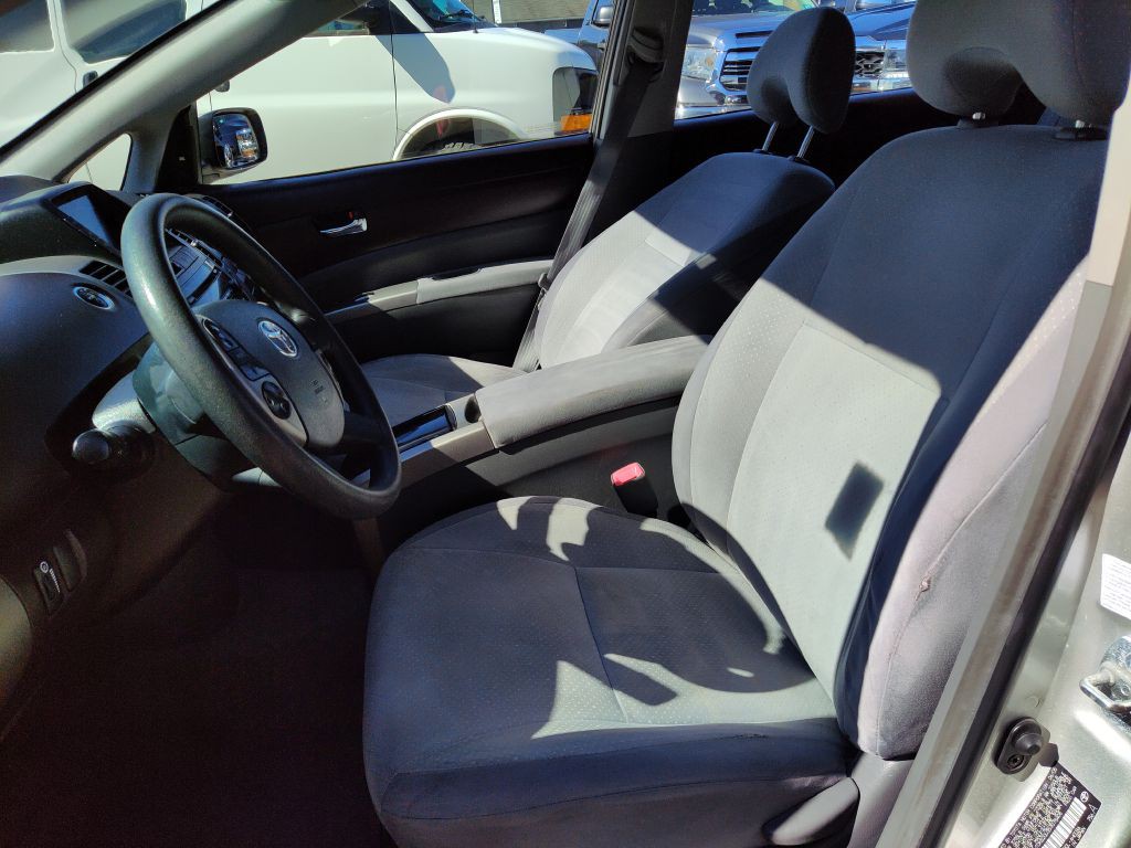 2005 Toyota Prius Image 10