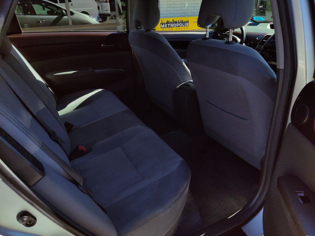 2005 Toyota Prius Image 16