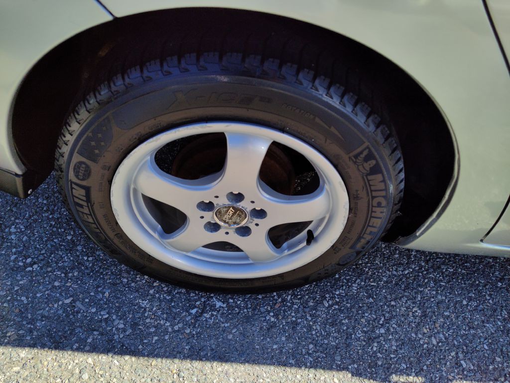 2005 Toyota Prius Image 21