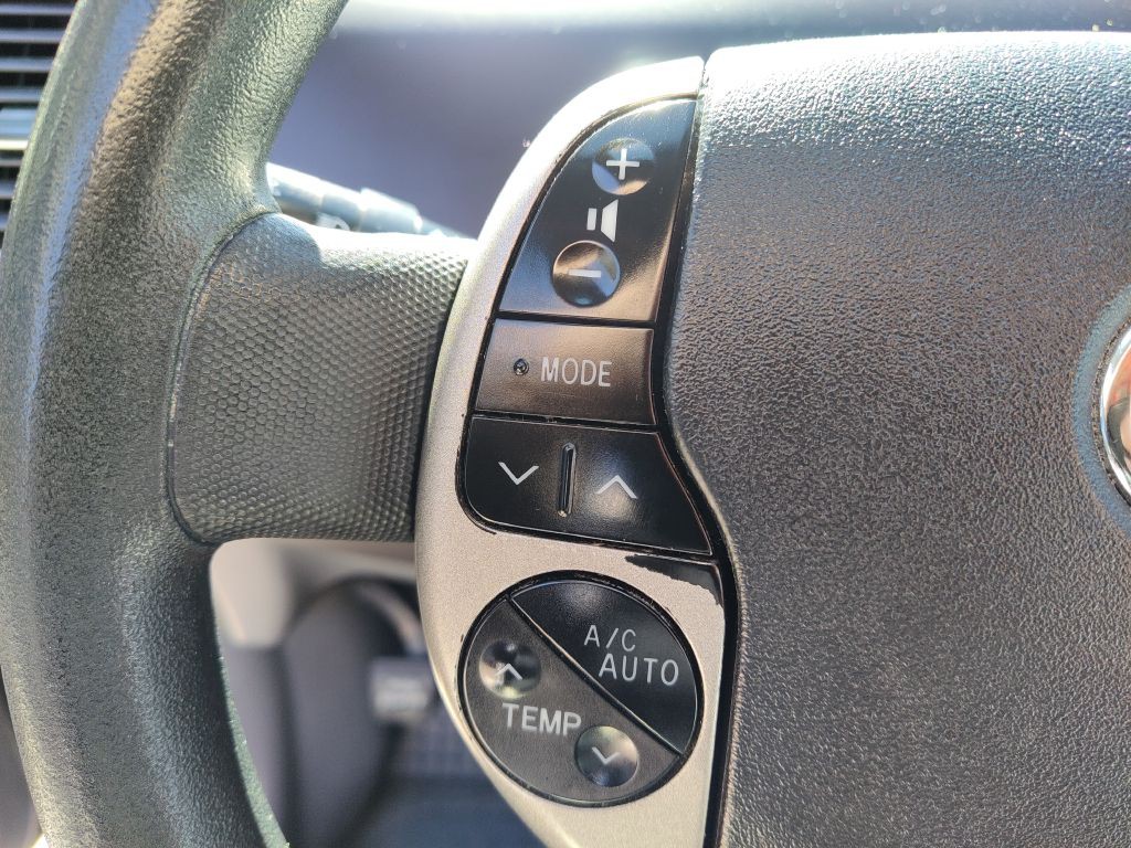 2005 Toyota Prius Image 27