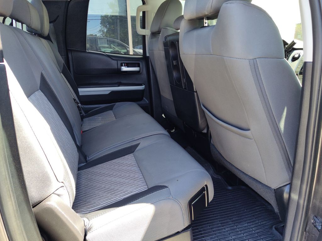 2017 Toyota Tundra Image 15
