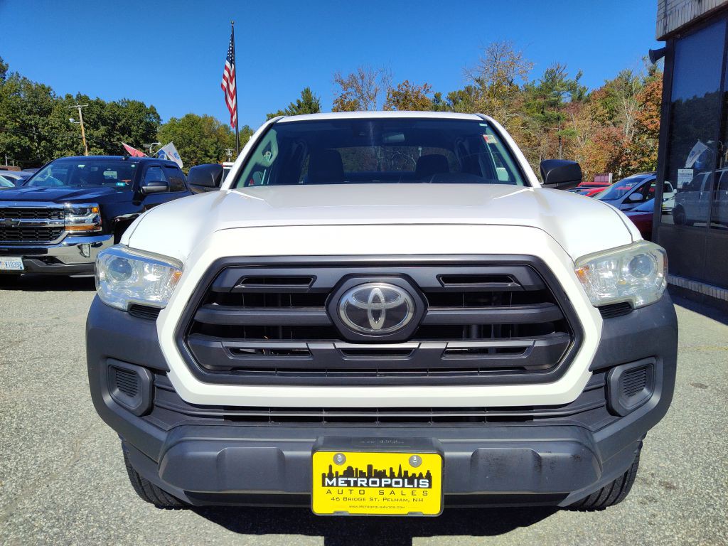 2019 Toyota Tacoma Image 1