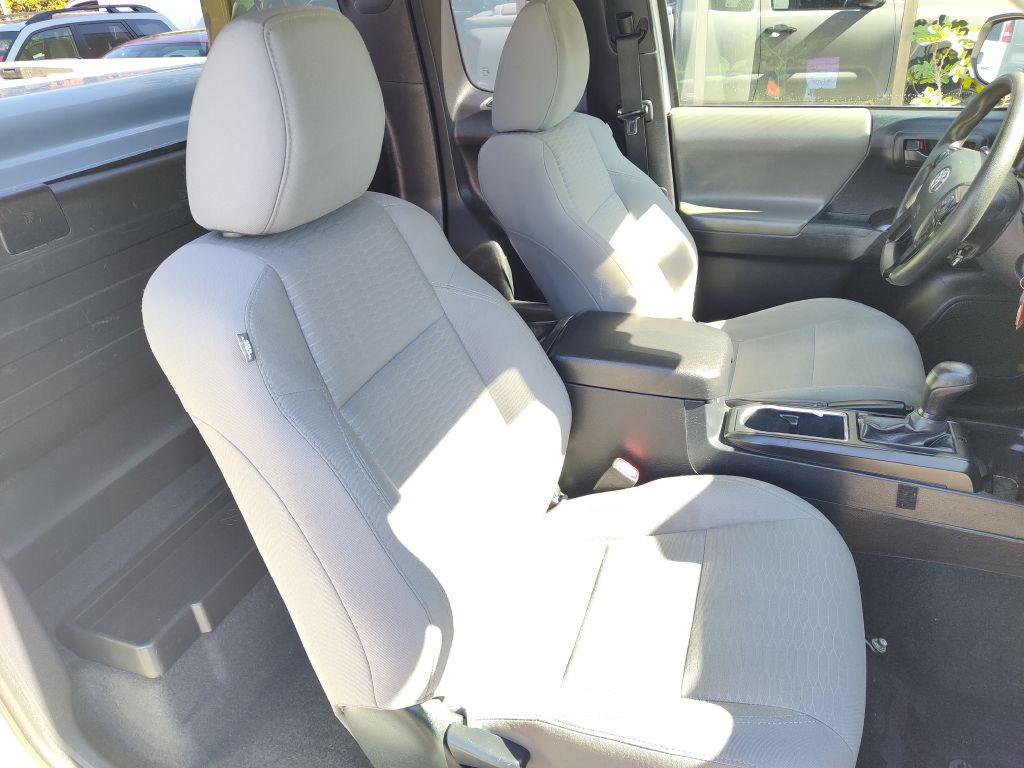 2019 Toyota Tacoma Image 20