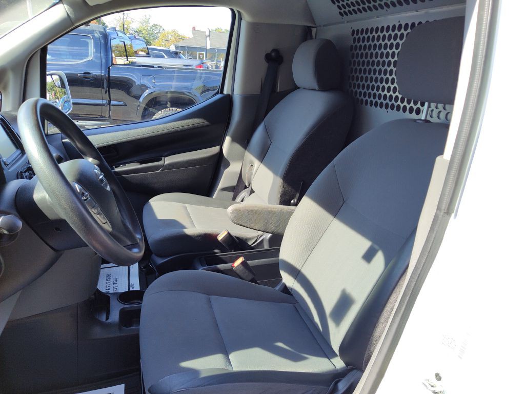 2020 Nissan NV200 Image 11