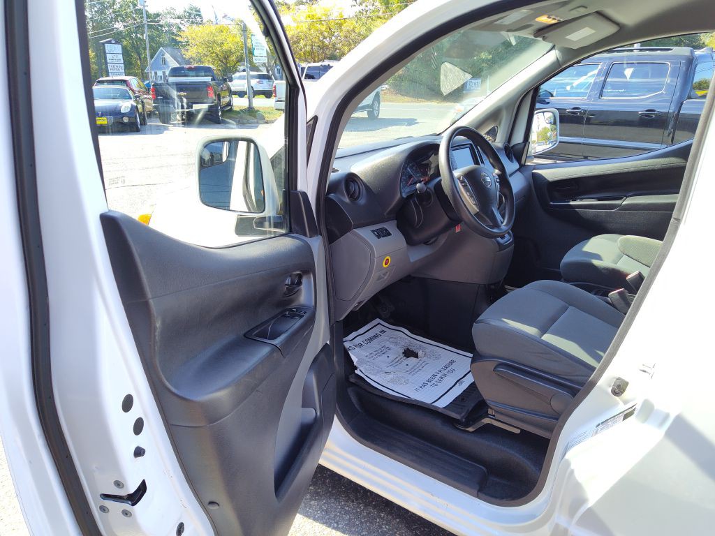 2020 Nissan NV200 Image 12