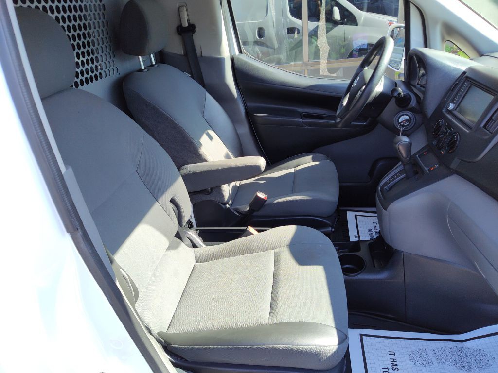 2020 Nissan NV200 Image 18