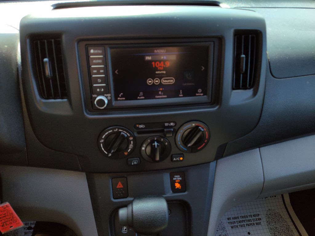 2020 Nissan NV200 Image 25