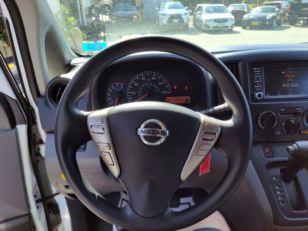 2020 Nissan NV200 Image 32