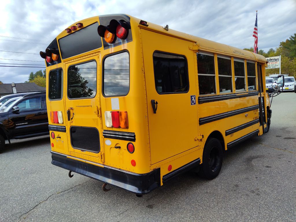 2014 GMC Savana Image 5