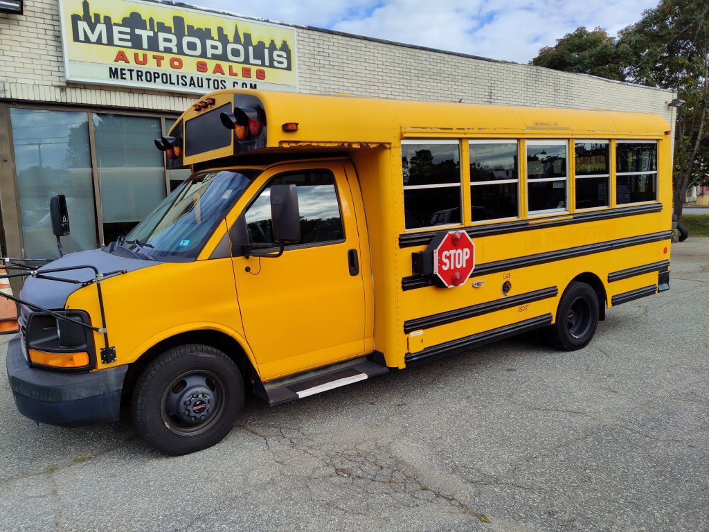 2014 GMC Savana Image 8
