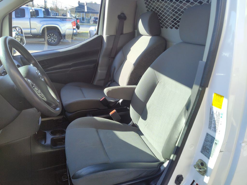 2020 Nissan NV200 Image 10