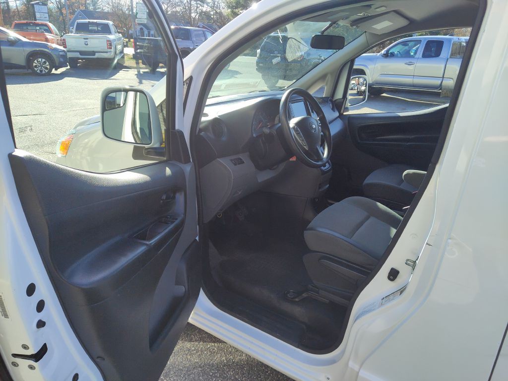 2020 Nissan NV200 Image 11
