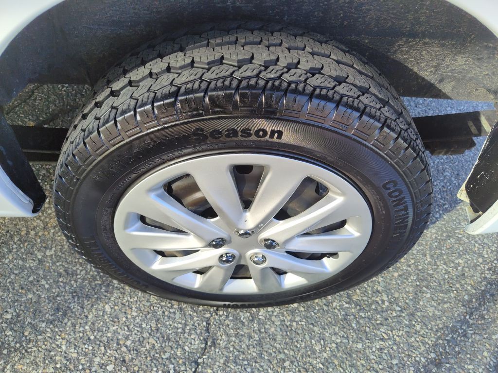 2020 Nissan NV200 Image 23