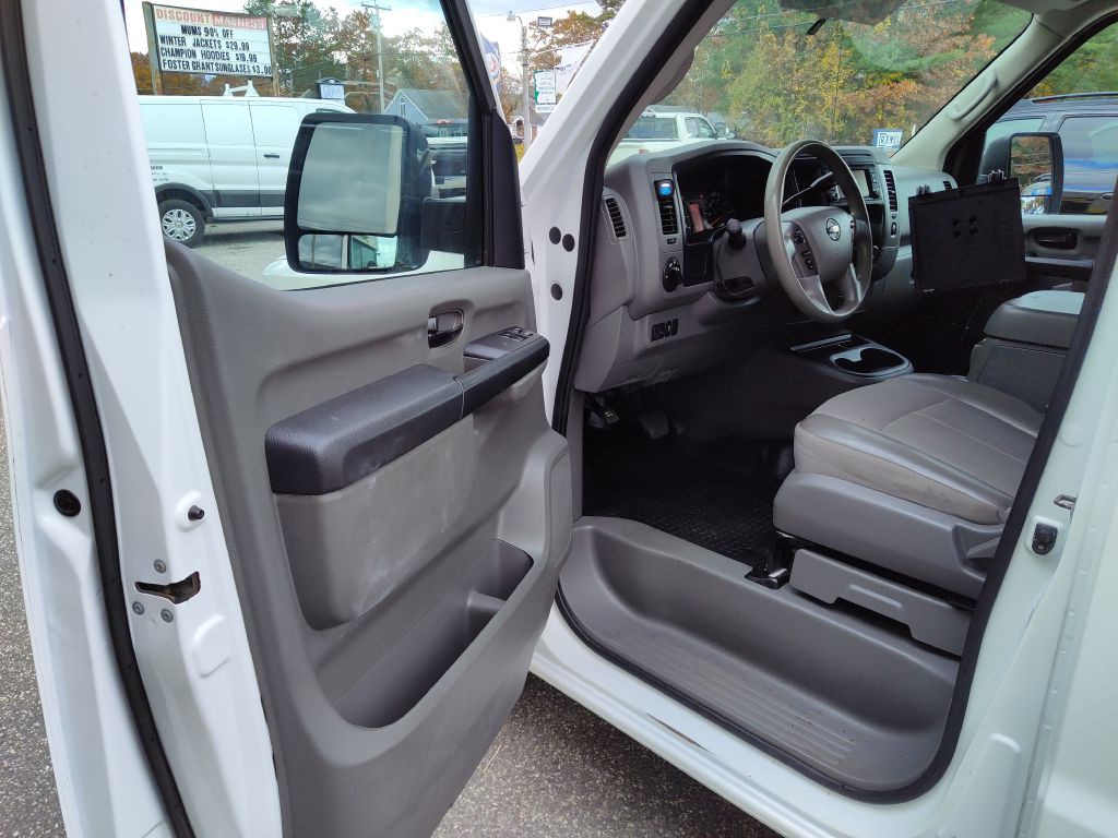 2020 Nissan NV Image 11