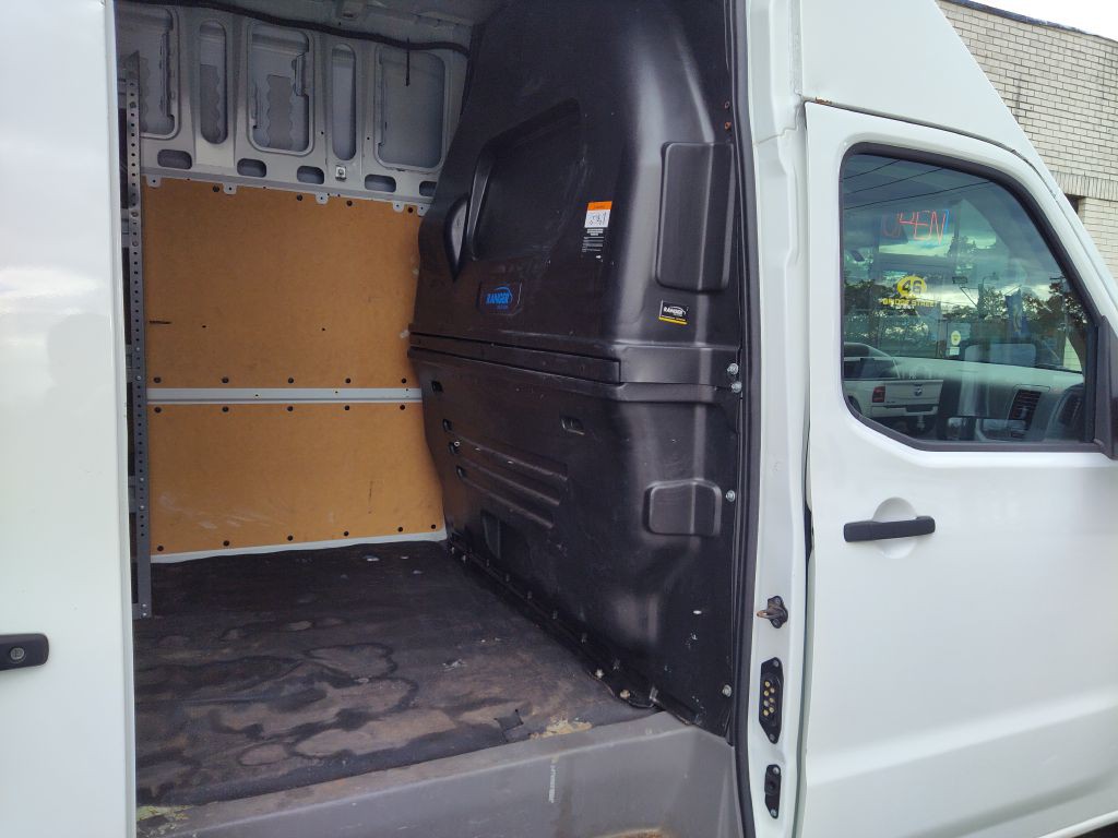2020 Nissan NV Image 16