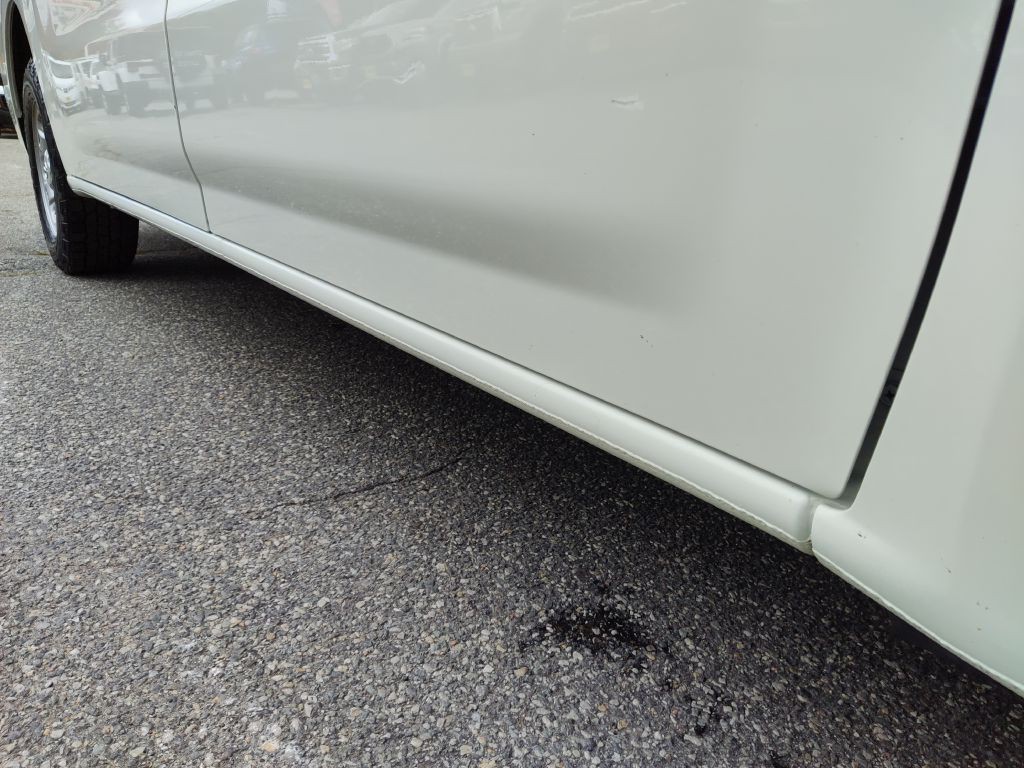 2020 Nissan NV Image 25