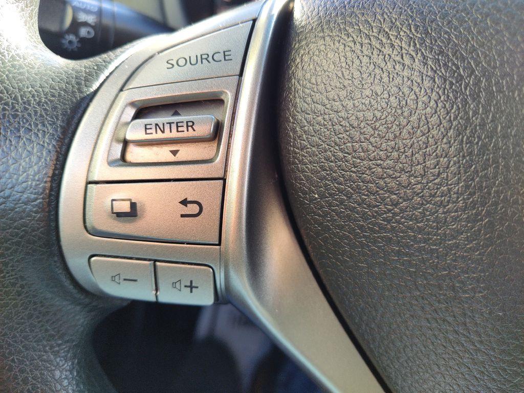 2015 Nissan Altima Image 24