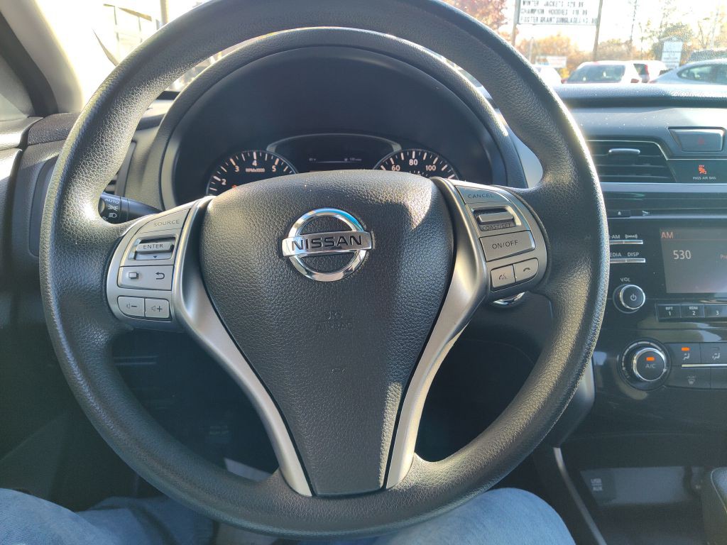 2015 Nissan Altima Image 27