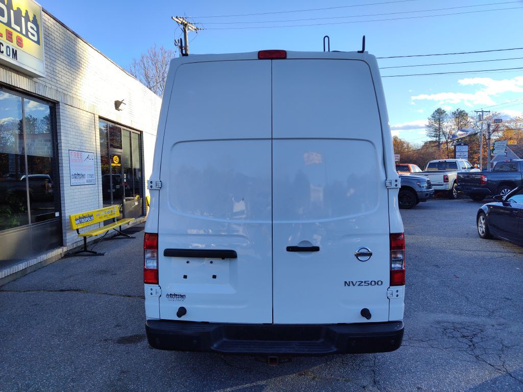 2019 Nissan NV Image 7