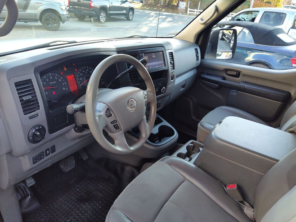 2019 Nissan NV Image 9