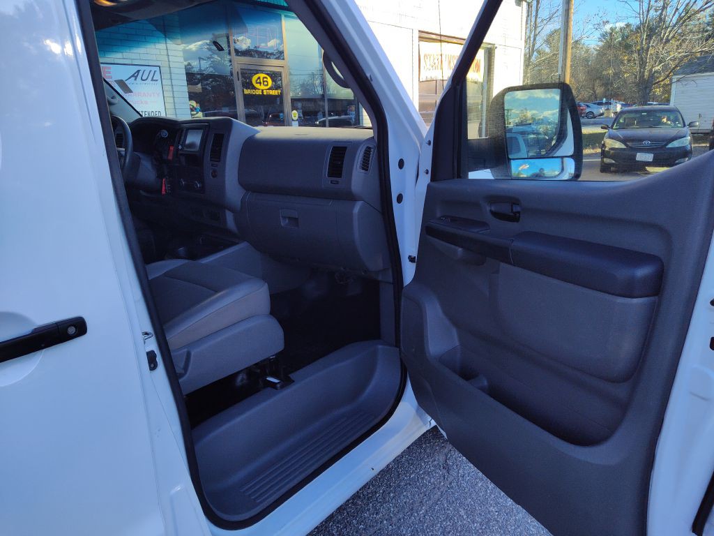 2019 Nissan NV Image 20