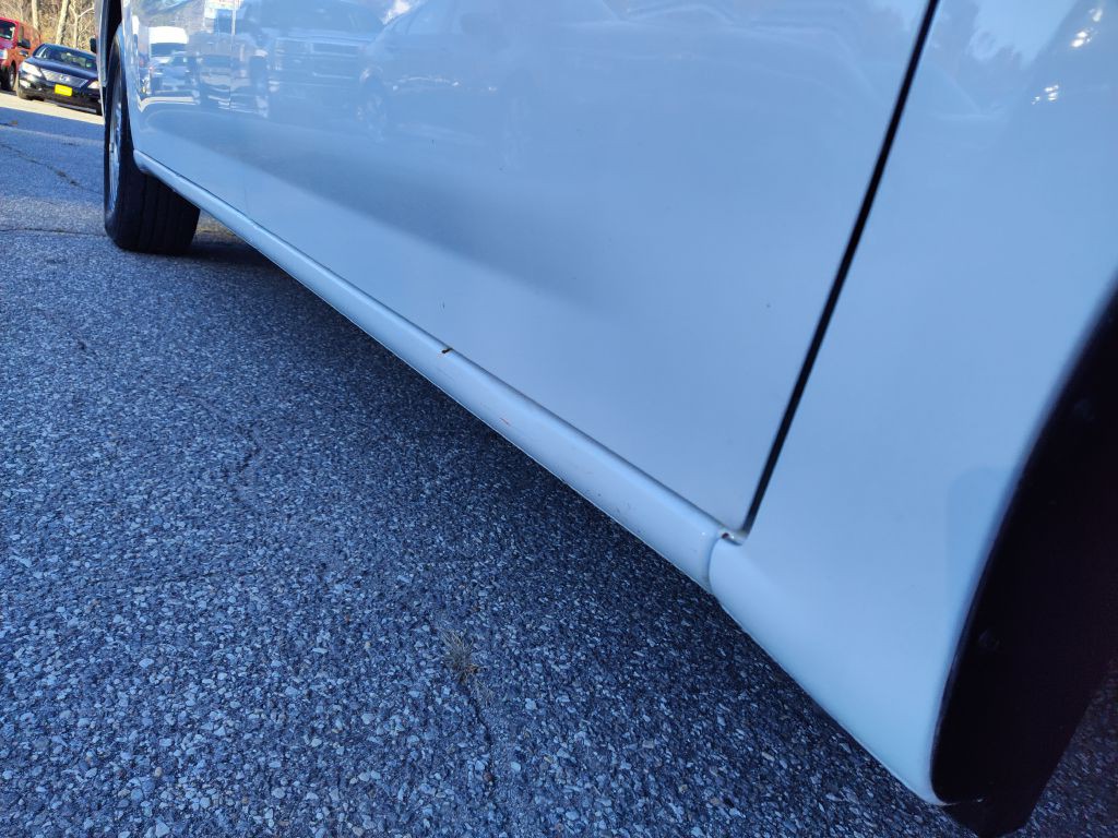 2019 Nissan NV Image 26