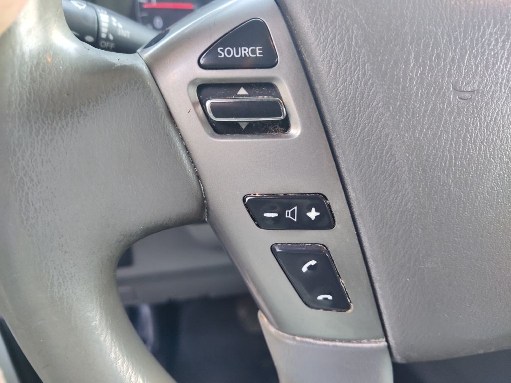 2019 Nissan NV Image 32