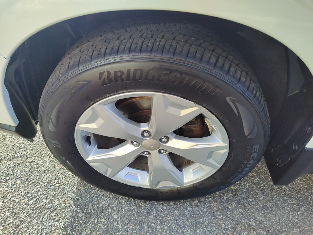 2015 Subaru Forester Image 23