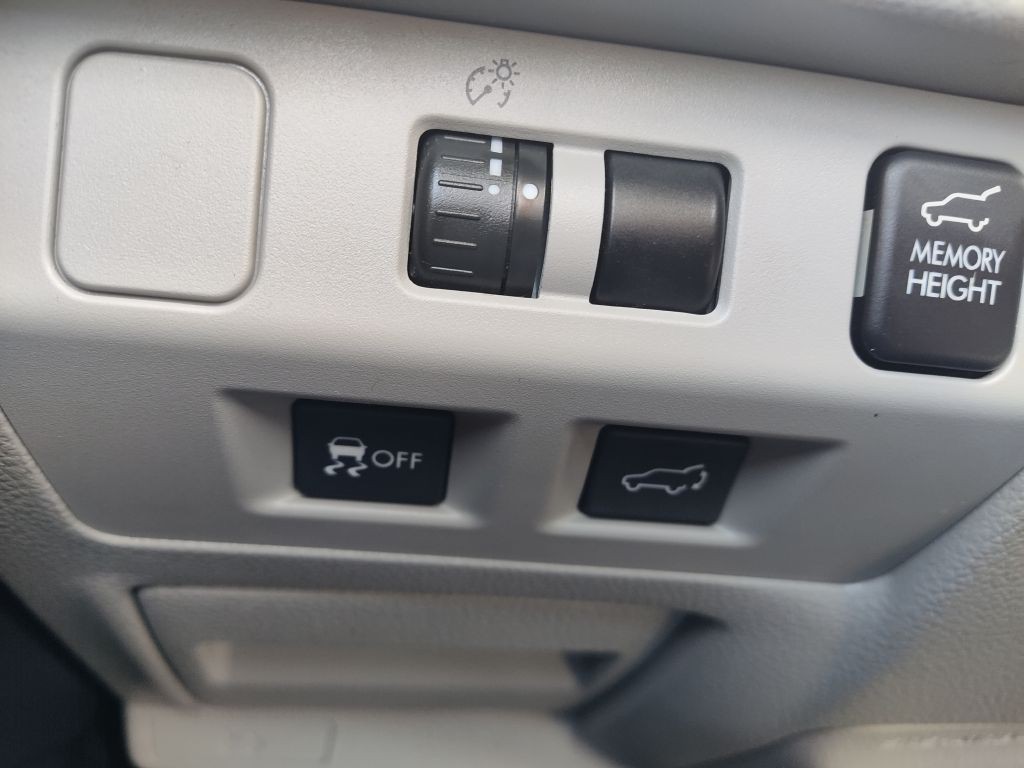 2015 Subaru Forester Image 30