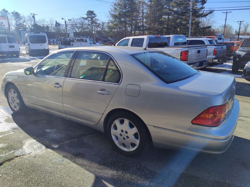 2003 Lexus LS Image 5