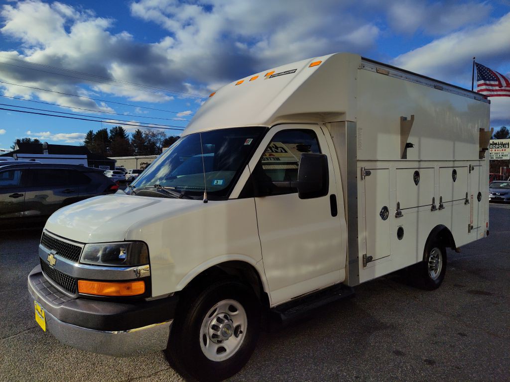 2012 Chevrolet Express Image 4