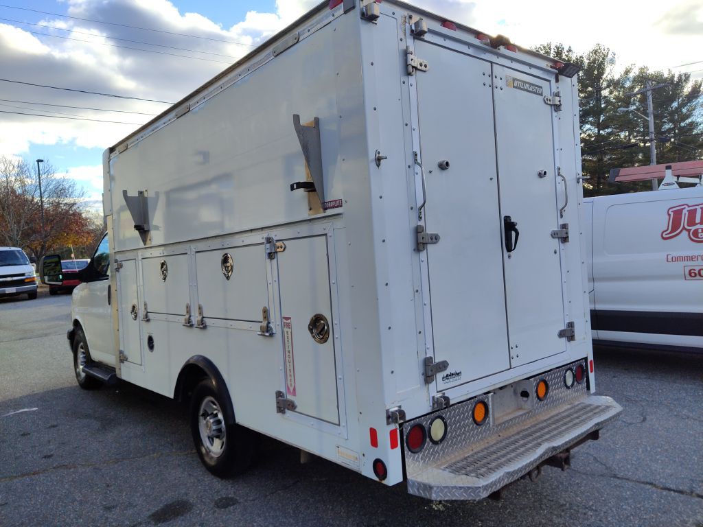 2012 Chevrolet Express Image 6