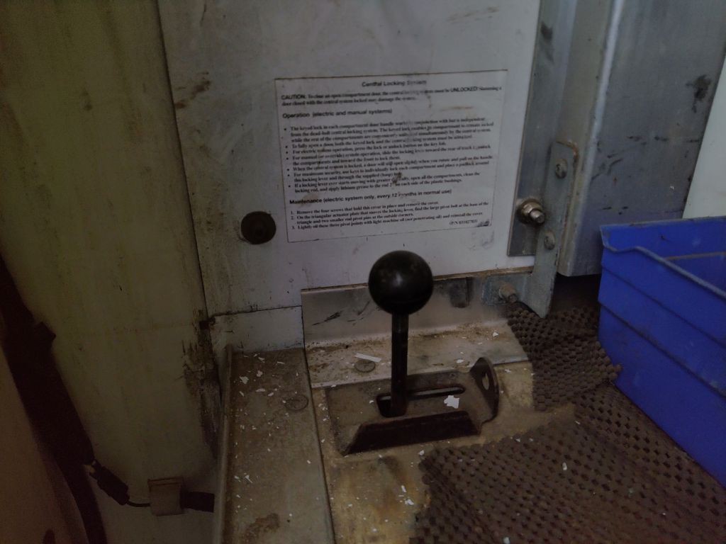 2012 Chevrolet Express Image 17