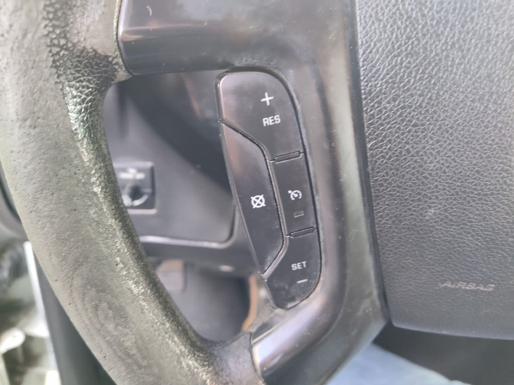 2012 Chevrolet Express Image 31