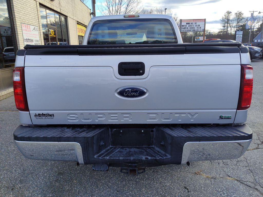 2011 Ford F-250 Image 7